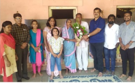 'लता भगवान करे, एक संघर्ष कथा' या चित्रपटाला 67 व्या राष्ट्रीय चित्रपट पुरस्कारात विशेष पुरस्कार. 