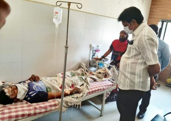 हर्षवर्धन पाटील यांचेकडून कळंब व भवानीनगरला मृत कबड्डीपटुंच्या कुटुंबीयांचे सांत्वन