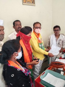 भाजपच्या सहकार्याने सोडवलेले डीपी पुन्हा बसवले. 