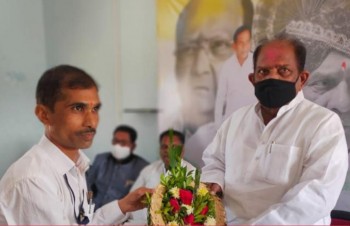 पांडूरंग बर्वे राज्यशास्त्र विषयात सेट परीक्षा उत्तीर्ण
