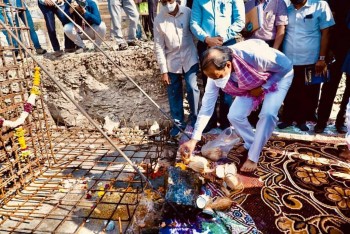 विकास म्हणजे बारामती आणि बारामती म्हणजे अजित दादा.